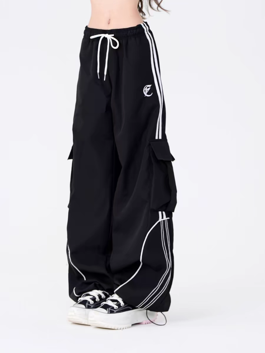 Unisex High Street Striped Elastic Waist Wide Leg Casual Pants — light Red & Black.
